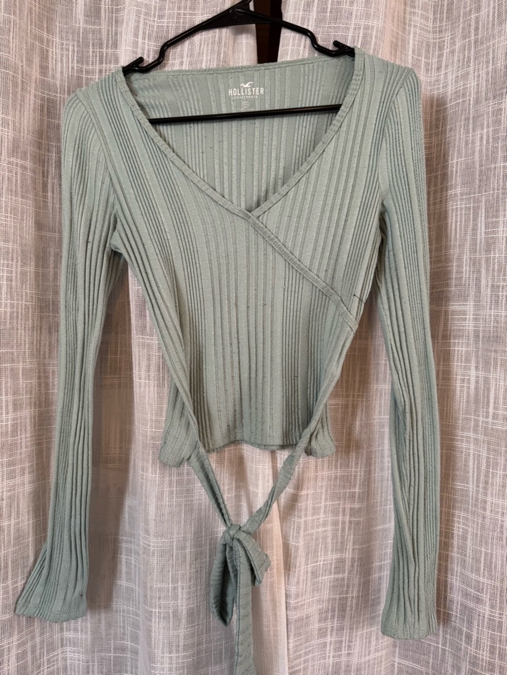 Hollister Ribbed Tie-Front Top in Light Green